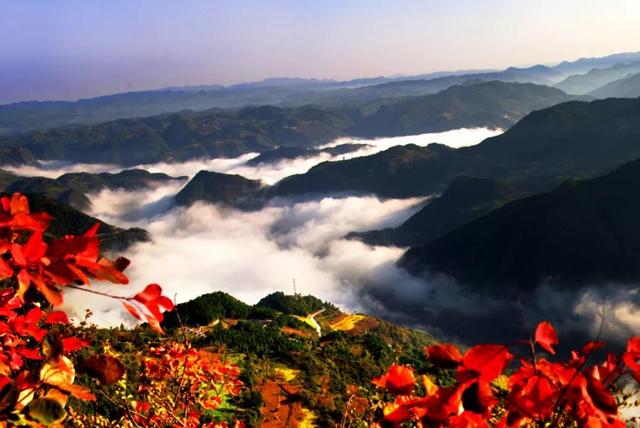 中国最牛的文案高手，一首诗火一处景...| 中国自驾地理